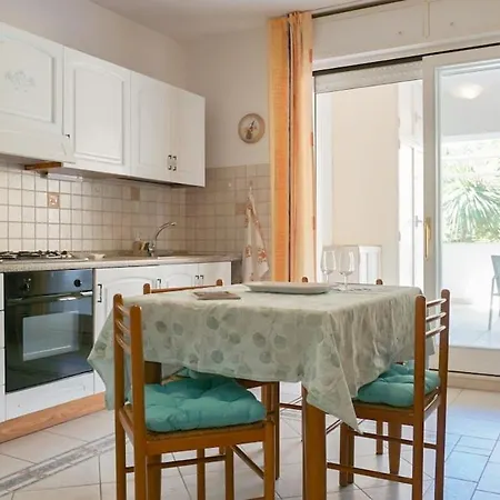 Europe 94 Apartman *