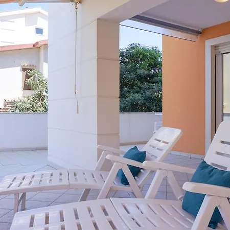 Europe 94 Apartman